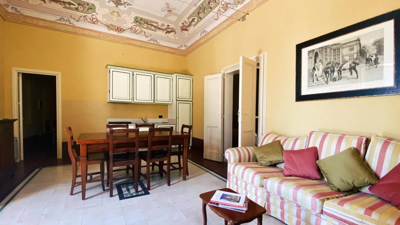 イスピカ Palazzo Gambuzzaアパートホテル エクステリア 写真