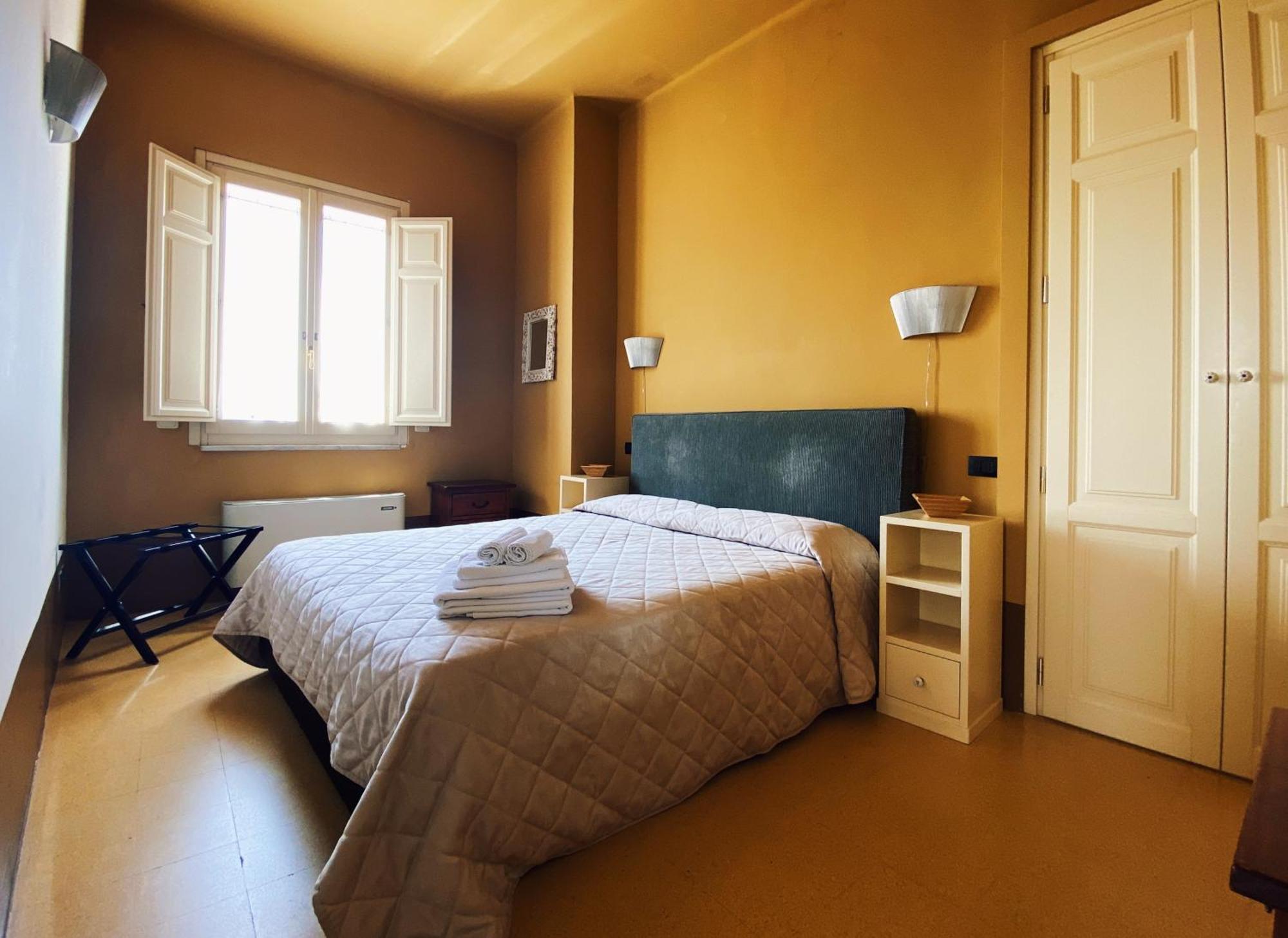 イスピカ Palazzo Gambuzzaアパートホテル 部屋 写真