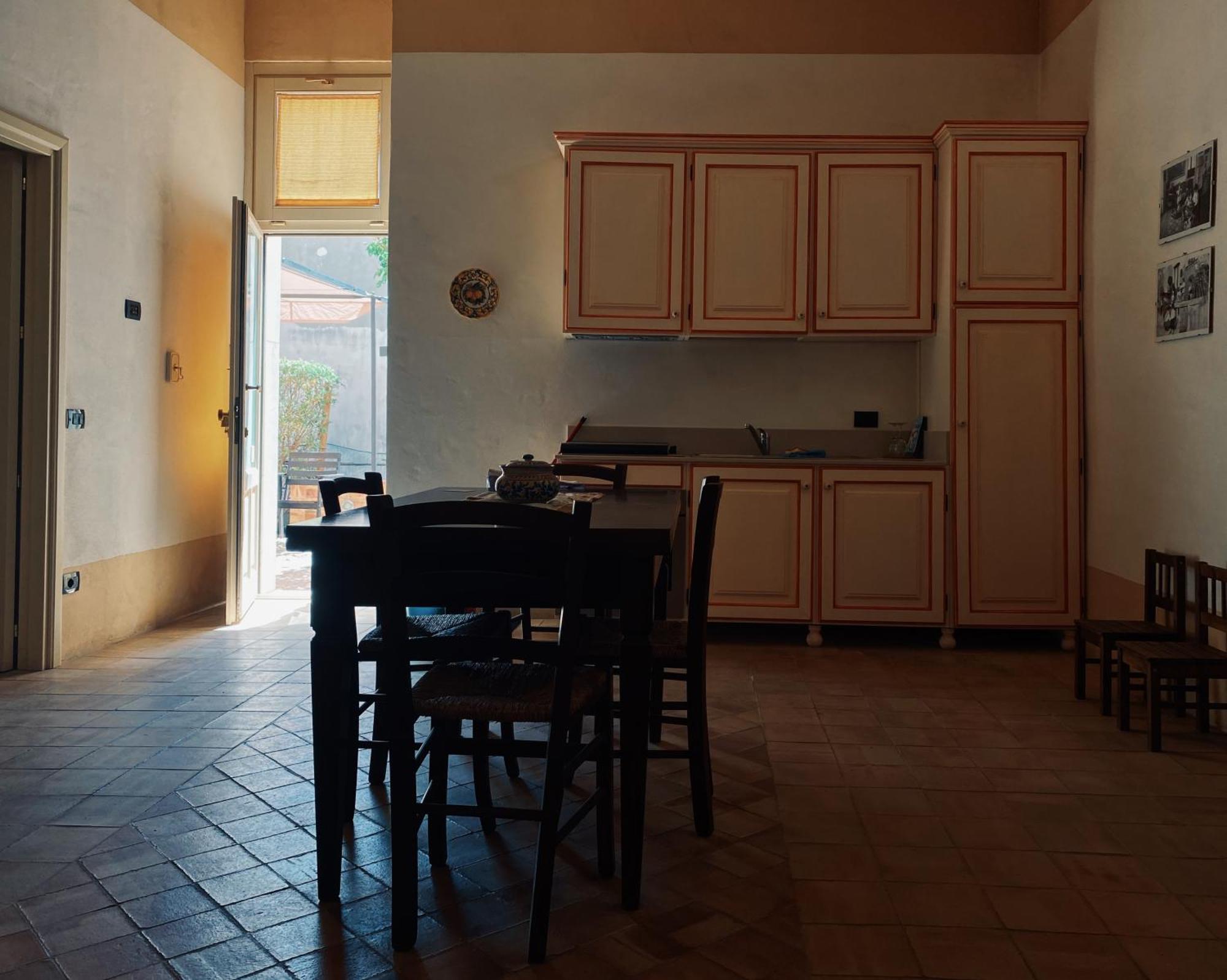 イスピカ Palazzo Gambuzzaアパートホテル 部屋 写真