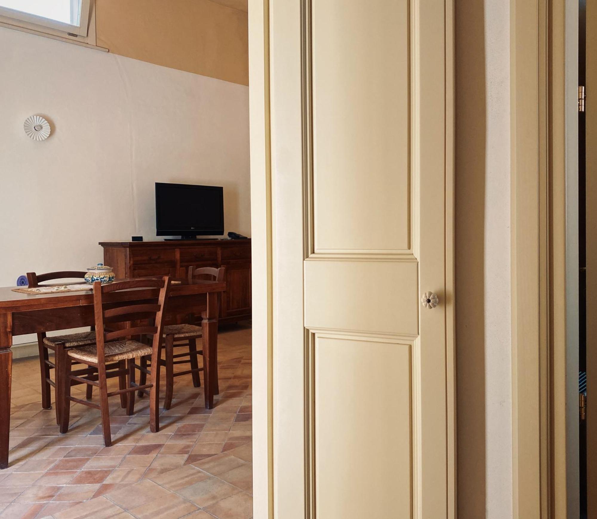 イスピカ Palazzo Gambuzzaアパートホテル 部屋 写真