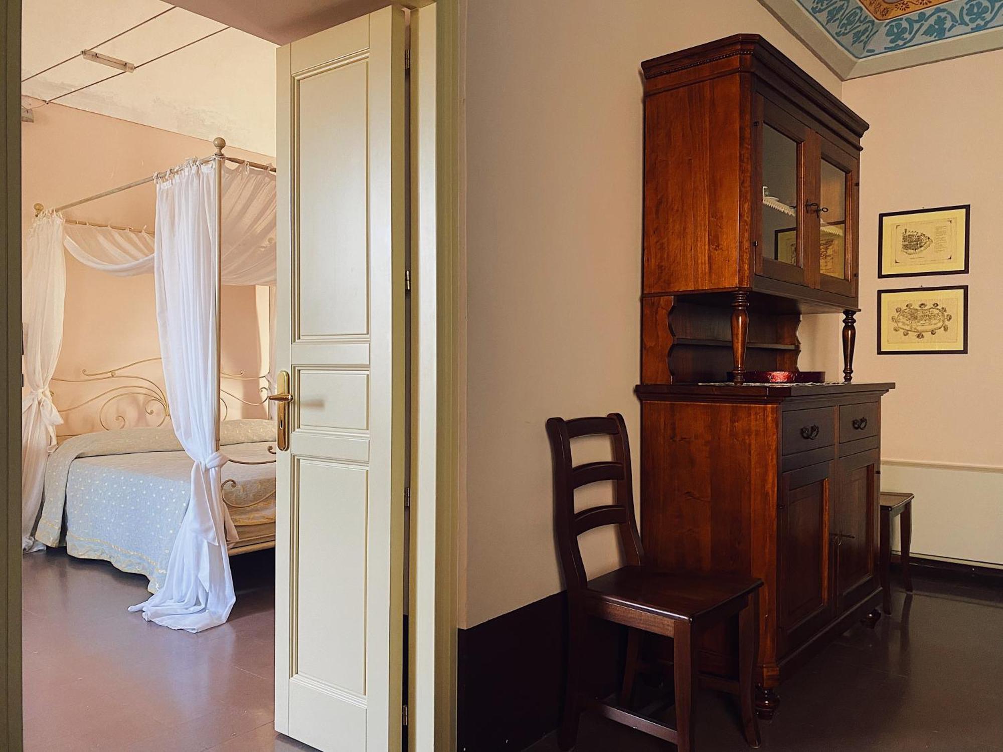 イスピカ Palazzo Gambuzzaアパートホテル 部屋 写真