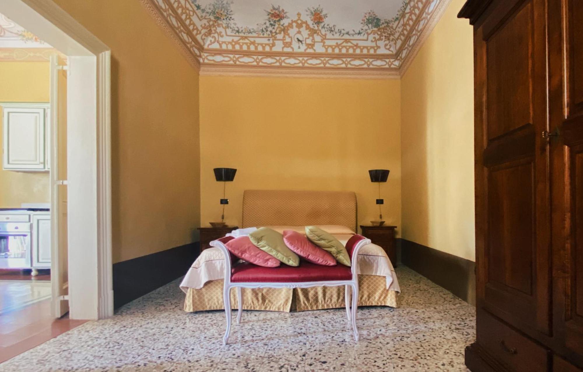 イスピカ Palazzo Gambuzzaアパートホテル 部屋 写真